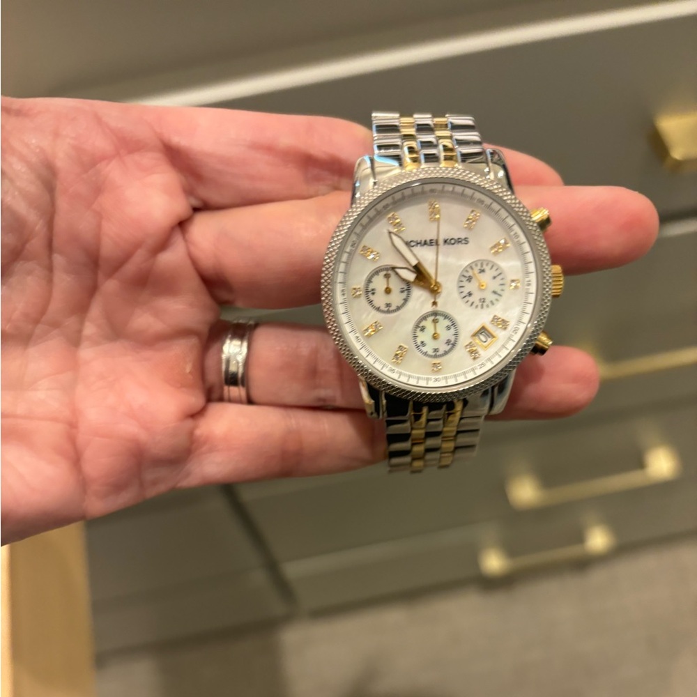 Michael Kors Watch EUC worn 2x!!!!